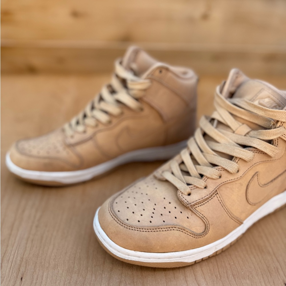 Nike Women’s dunk High’s